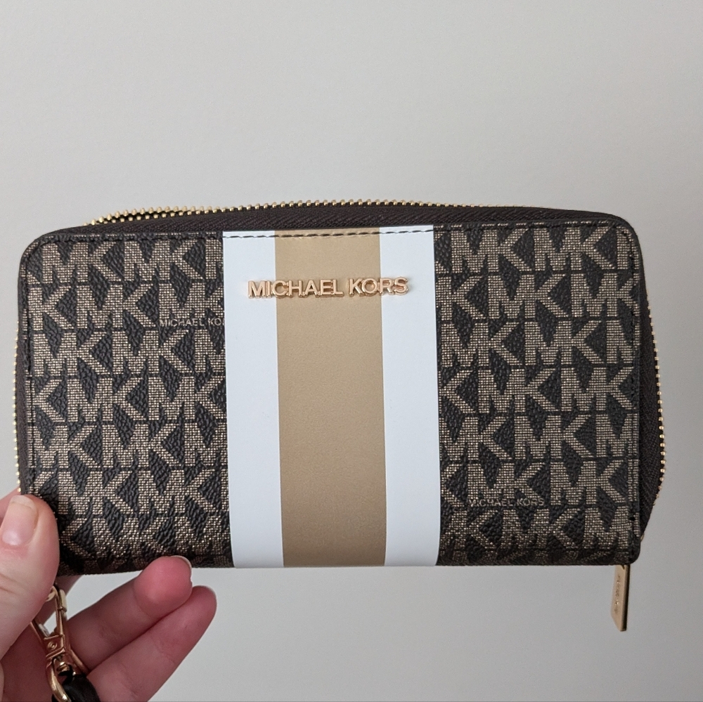 NWT Michael Kors Jet Set Brown and Gold Wallet
